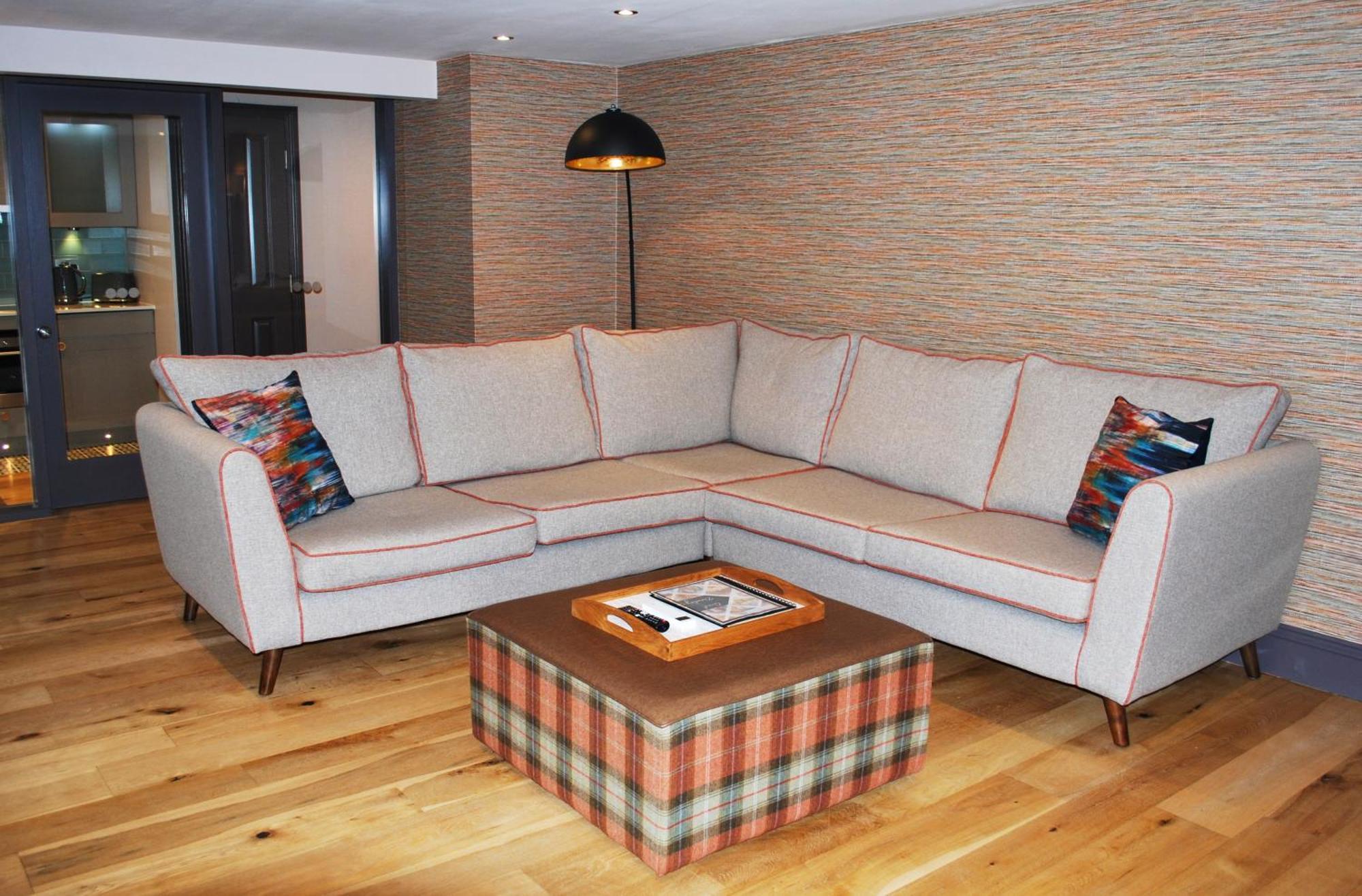 The Lawrance Luxury Aparthotel - הרוגייט מראה חיצוני תמונה